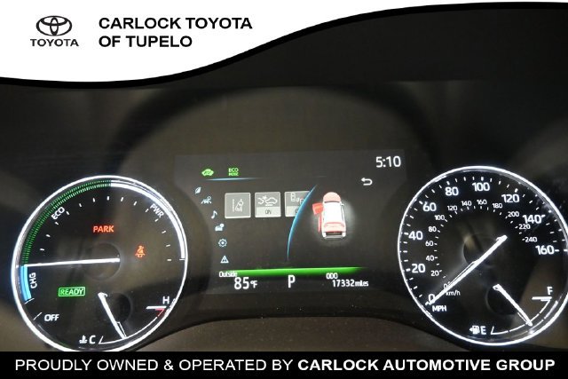 Used 2023 Toyota Sienna Platinum FWD image 25