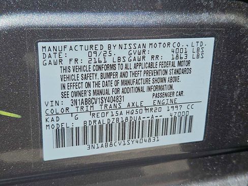 Used 2025 Nissan Sentra SV FWD image 34