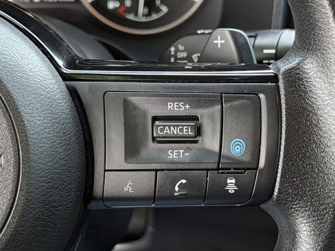 Used 2023 Nissan Rogue SV image 21