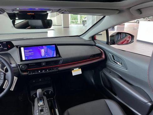 New 2026 Toyota Prius Plug-In Hybrid FWD image 39