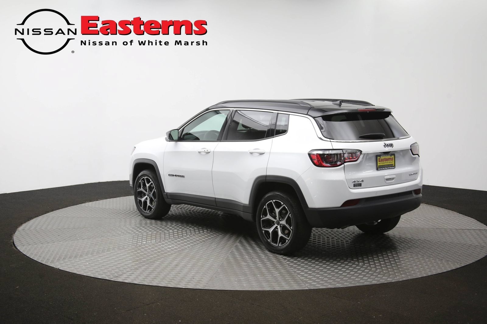 Used 2025 Jeep Compass Limited AWD/4WD image 62