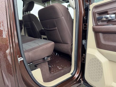 Used 2014 RAM 1500 Big Horn image 32