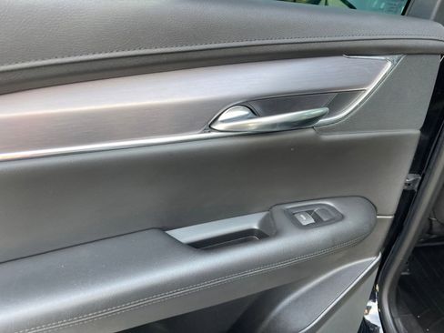 Used 2019 Cadillac XT5 Premium Luxury image 23