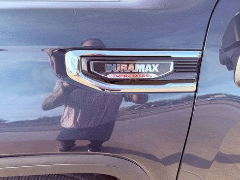 Used 2020 GMC Sierra 1500 SLT w/ SLT Premium Package image 2