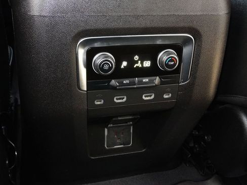 Used 2021 Chevrolet Tahoe Z71 w/ Rear Media and Nav Package AWD/4WD image 30