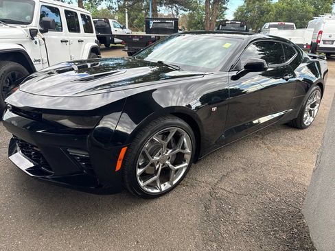 Used 2016 Chevrolet Camaro SS RWD image 1