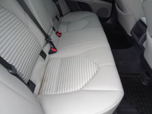 Used 2024 Toyota Camry SE w/ Cold Weather Package FWD image 10
