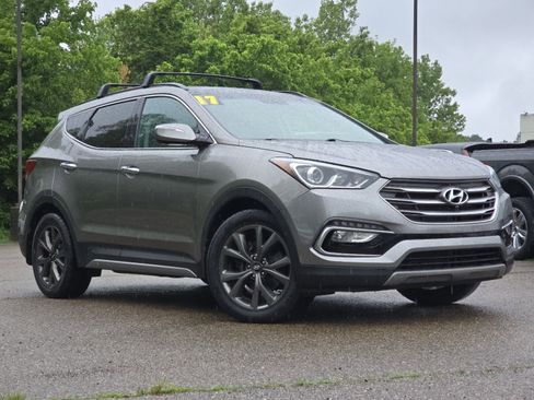 Used 2017 Hyundai Santa Fe Sport AWD/4WD image 2