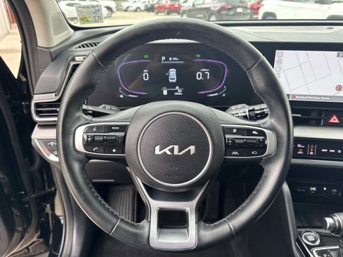 Used 2025 Kia Sportage EX w/ Premium Package FWD image 22