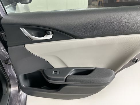 Used 2019 Honda Civic LX image 26