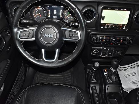 Used 2023 Jeep Wrangler Unlimited Sahara w/ Cold Weather Group AWD/4WD image 12