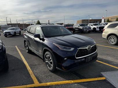 Used 2021 Toyota Highlander XLE