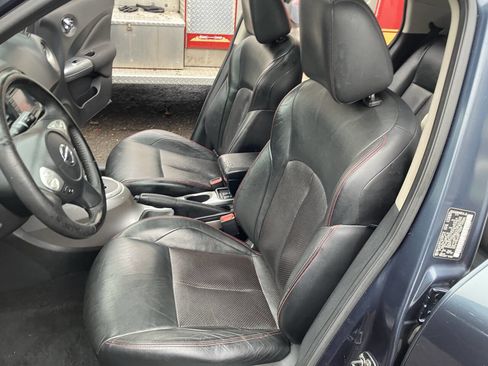 Used 2011 Nissan Juke SL image 26