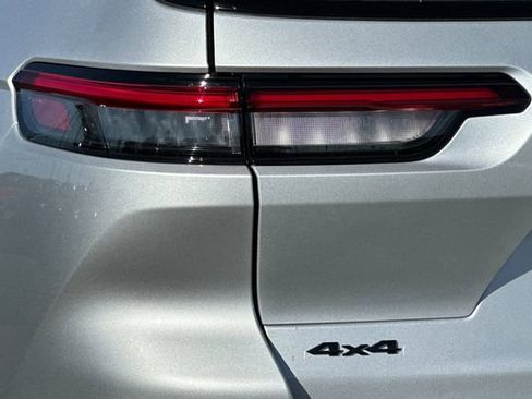 New 2025 Jeep Grand Cherokee L Limited w/ MOPAR Finishing Package image 27