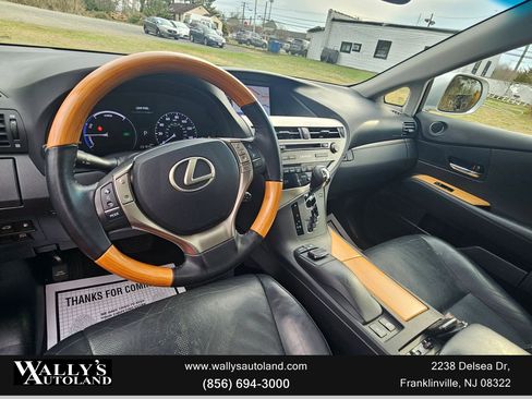 Used 2015 Lexus RX 450h AWD image 38
