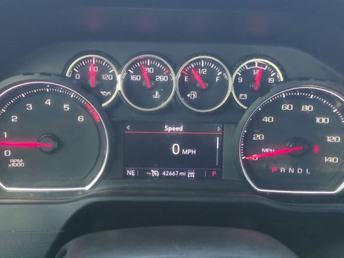 Used 2022 Chevrolet Silverado 1500 LT Trail Boss w/ Safety Package AWD/4WD image 33