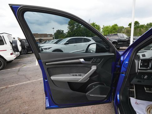 Used 2023 Audi SQ5 Premium Plus w/ Premium Plus Package AWD/4WD image 10