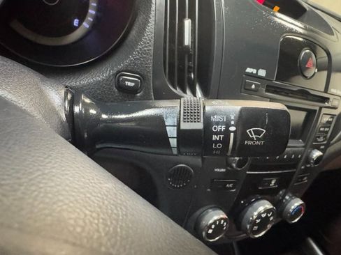 Used 2010 Kia Forte EX image 21