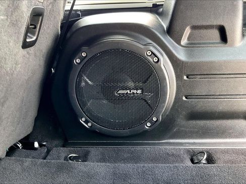 Used 2023 Jeep Wrangler Unlimited Rubicon image 35