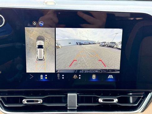 New 2026 Chevrolet Equinox ACTIV w/ Convenience Package III FWD image 14