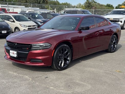 Used 2019 Dodge Charger SXT RWD image 1
