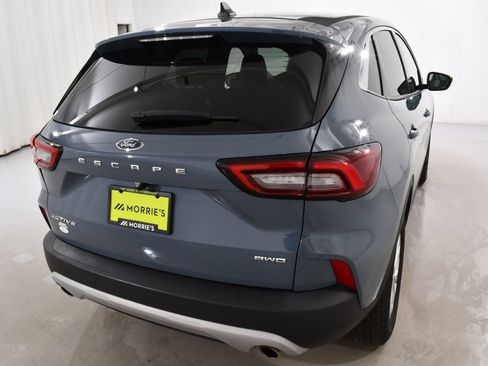 Used 2023 Ford Escape Active AWD/4WD image 12