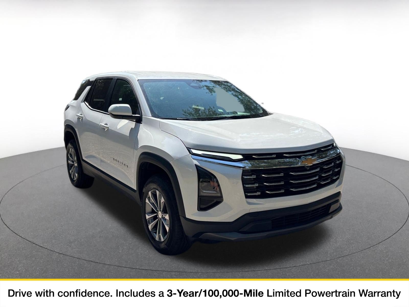 Used 2025 Chevrolet Equinox LT FWD image 1