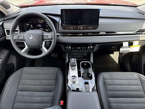 New 2026 Mitsubishi Outlander SE FWD image 16