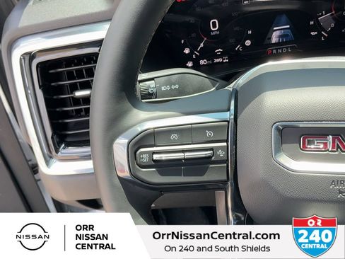 Used 2025 GMC Canyon AT4 w/ Technology Plus Package AWD/4WD image 19