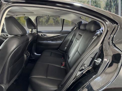 Used 2014 INFINITI Q50 AWD w/ Moonroof Package image 10