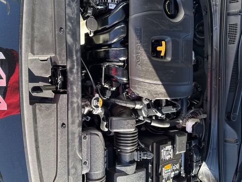 Used 2024 Kia Forte LXS image 19