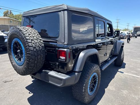 Used 2022 Jeep Wrangler Unlimited Sport AWD/4WD image 13