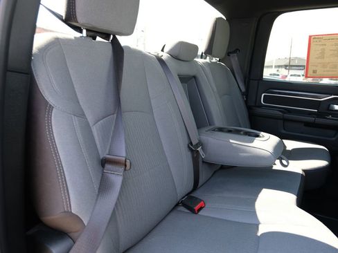 Used 2024 RAM 2500 Big Horn w/ Bed Utility Group image 29