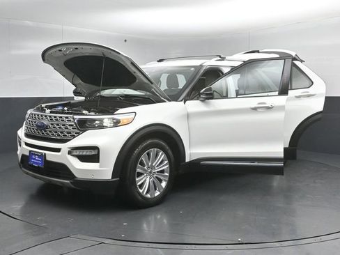 Certified 2020 Ford Explorer Limited w/ Class III Trailer Tow Package image 52