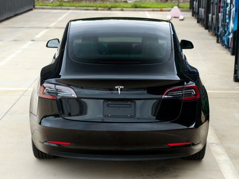 Used 2023 Tesla Model 3 Standard Range RWD image 14