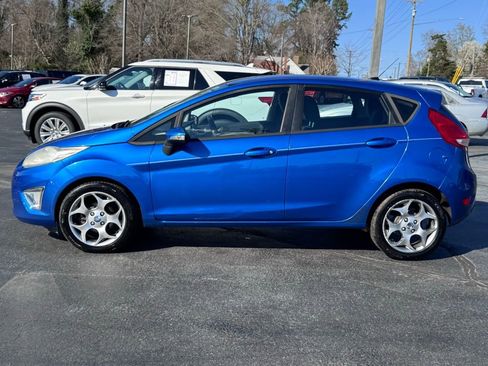 Used 2011 Ford Fiesta SES image 3
