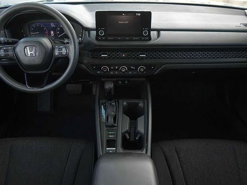 Used 2023 Honda Accord EX image 10