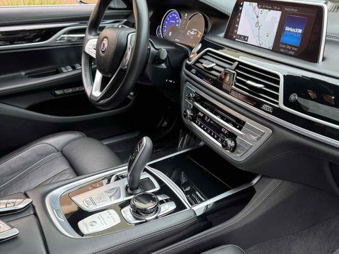 Used 2018 BMW ALPINA B7 xDrive image 47