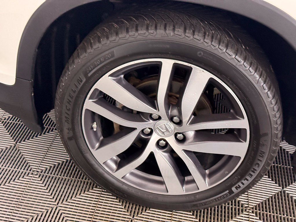 Used 2018 Honda Pilot Elite image 11