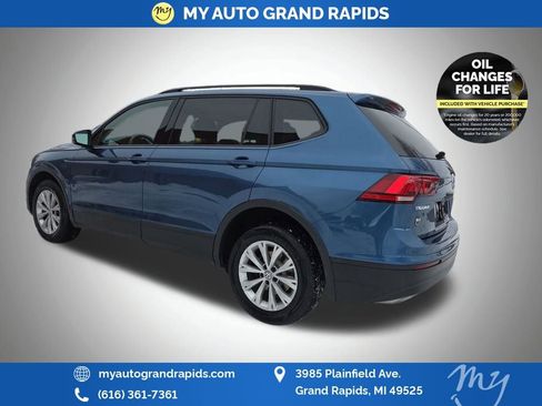 Used 2020 Volkswagen Tiguan S w/ 3rd Row Seat Package image 10