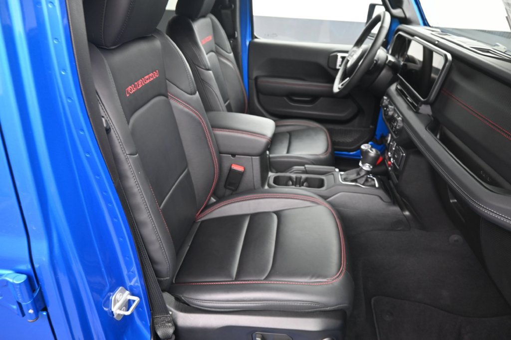 Used 2025 Jeep Wrangler Unlimited Rubicon AWD/4WD image 13