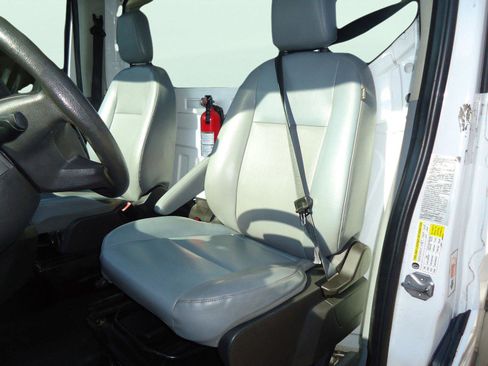 Used 2018 Ford Transit 250 138 image 23