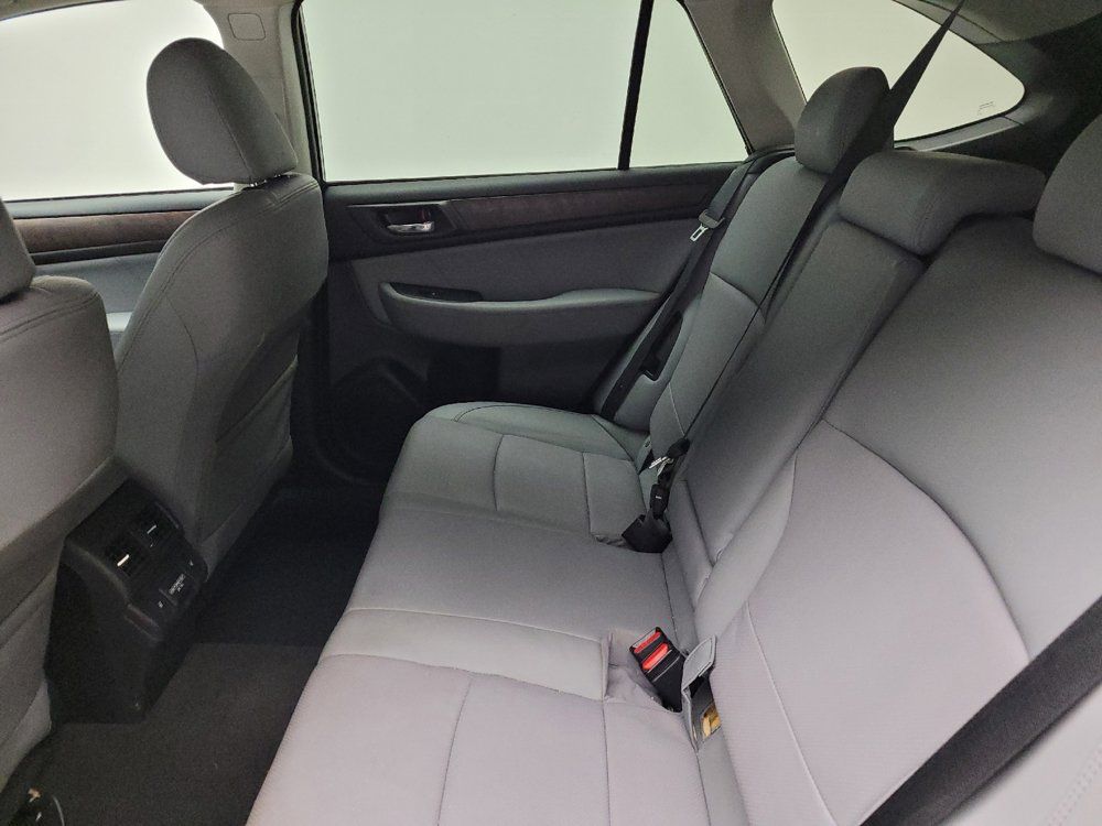 Used 2018 Subaru Outback 3.6R Limited AWD/4WD image 18