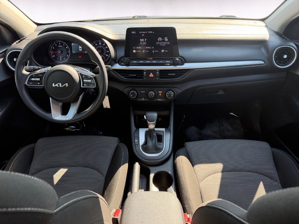 Used 2024 Kia Forte LXS FWD image 10