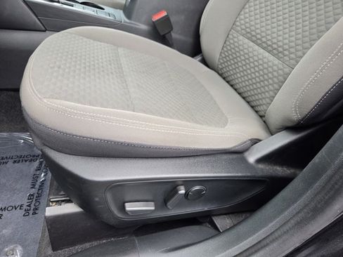 Used 2021 Ford Escape SE w/ SE Sport Appearance Package AWD/4WD image 25