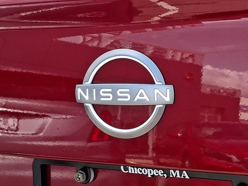 Used 2025 Nissan Versa SV w/ Trunk Package FWD image 32