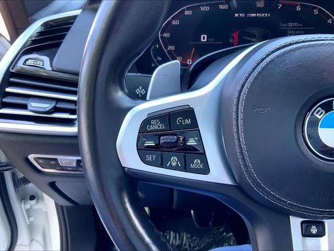 Used 2021 BMW X5 M50i AWD/4WD image 23