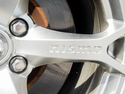 Used 2009 Nissan 370Z NISMO RWD image 21
