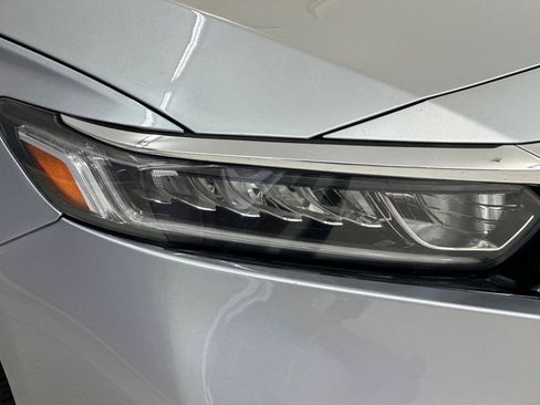 Used 2021 Honda Accord Hybrid image 11