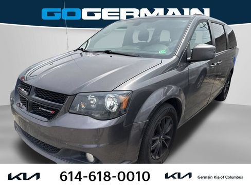 Used 2020 Dodge Grand Caravan SE FWD image 1